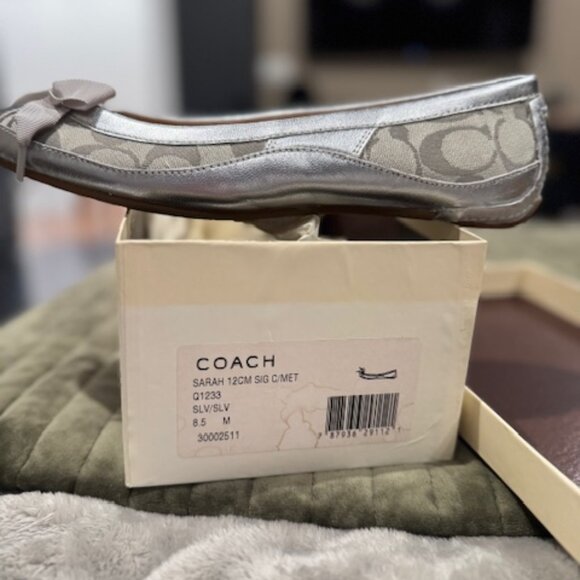 Coach “Sarah” Signature Ballet Flats – Silver Metallic – Size 8.5 M - Picture 2 of 4